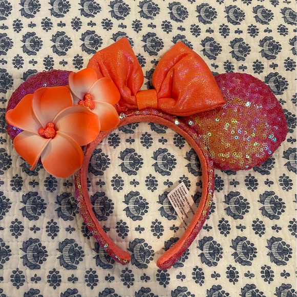 Aloha Minnie Ears - Picture 1 of 2